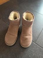 Mooie schoenen maat 39 izgs, 10 euro vaste prijs, Ophalen of Verzenden, Zo goed als nieuw