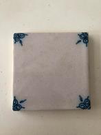 Partij Makkum Tichelaar tegels met hoekdecor, Ophalen, Nieuw, Minder dan 20 cm, Wandtegels
