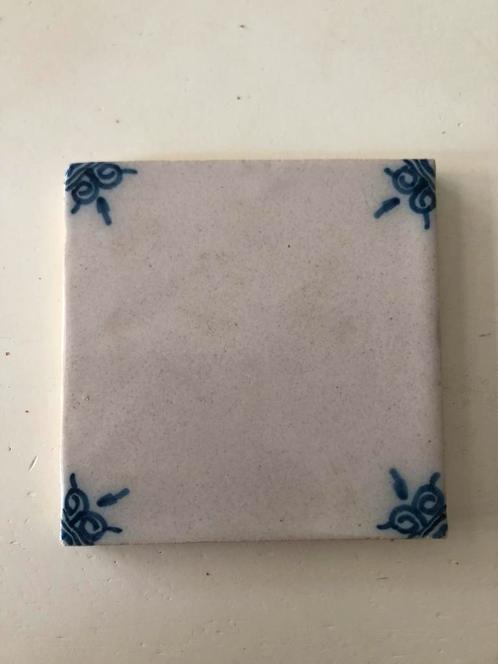 Partij Makkum Tichelaar tegels met hoekdecor, Doe-het-zelf en Verbouw, Tegels, Nieuw, Wandtegels, Keramiek, Minder dan 20 cm, Ophalen