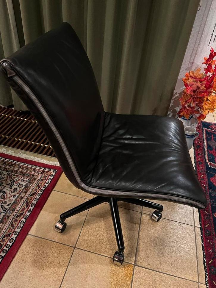 Artifort Michigan Stoel - Zwart Leer - Vintage, Huis en Inrichting, Stoelen, Gebruikt, Eén, Leer, Zwart, Ophalen