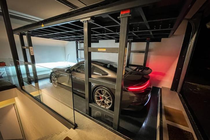 Autolift / Schaarlift / Verdiepingslift - Liftmore -, Zakelijke goederen, Machines en Bouw | Liften, Steigers en Ladders, Ophalen