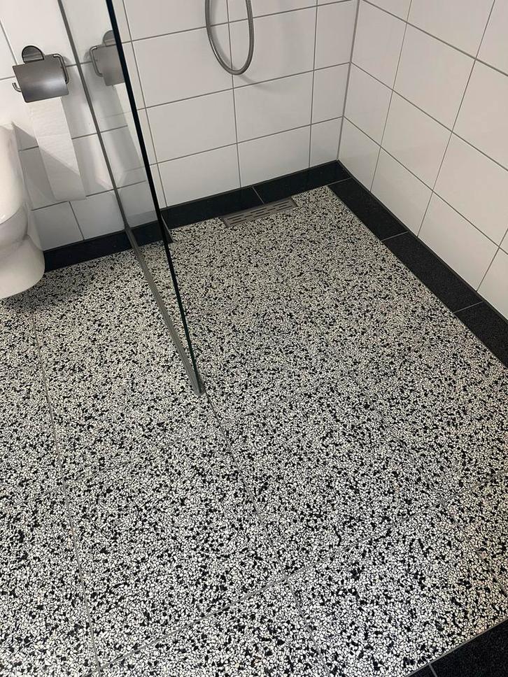 Terrazzo vloertegels 40x40 - 3,6m2 + reststukken, Doe-het-zelf en Verbouw, Vloerdelen en Plavuizen, Zo goed als nieuw, Plavuizen