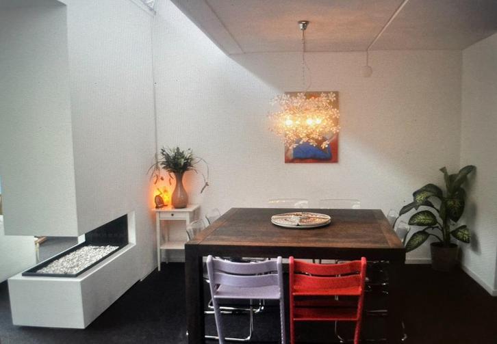 Functioneel massief eiken eettafel, 150 x 150. Van Dijk., Huis en Inrichting, Tafels | Eettafels, Gebruikt, 150 tot 200 cm, 150 tot 200 cm