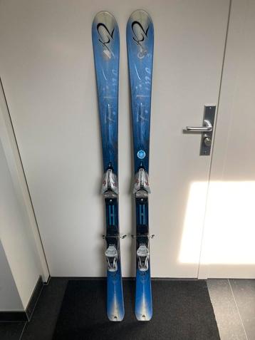 Damesski’s K2 Sweet Luv 154 cm + gratis stokken beschikbaar voor biedingen
