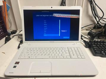 Toshiba Satellite C870D-11M Werkend Windows 10 beschikbaar voor biedingen