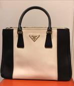 Prada Handtas Zwart/Wit, Sieraden, Tassen en Uiterlijk, Tassen | Damestassen, Ophalen of Verzenden, Zo goed als nieuw, Zwart, Handtas