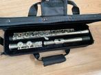 Dwarsfluit Yamaha 211sII incl tas, muziekstandaard en muziek, Muziek en Instrumenten, Blaasinstrumenten | Dwarsfluiten en Piccolo's