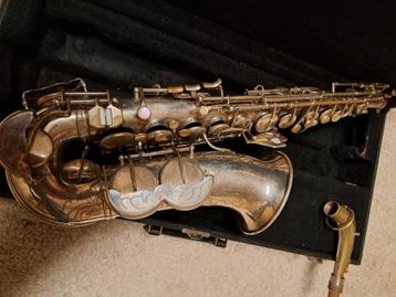 Pierret Super Artiste altsaxofoon uit 1949 ! beschikbaar voor biedingen