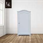 Landelijke klassieke hangkast, eendeurskast, linnenkast