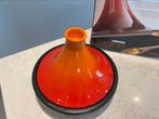 Le Creuset Tajine 27 cm in heel goede staat, Gebruikt, Gietijzer, Ophalen of Verzenden, Keramische plaat
