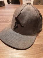 Chapter Young Pet - Zo goed als nieuw, Kleding | Heren, Chapter Young, One size fits all, Ophalen of Verzenden, Pet