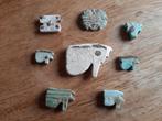 Acht Oud-Egyptische Faience Amuletten (bodemvondst), Antiek en Kunst, Ophalen of Verzenden
