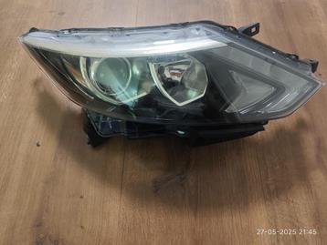 Nissan QashQai J11 2014-2017 Koplamp Rechts beschikbaar voor biedingen