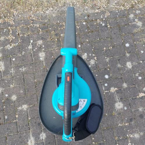 Gardena ErgoJet 3000 bladblazer – amper gebruikt!, Tuin en Terras, Bladblazers, Zo goed als nieuw, Handgedragen, Elektrisch, Ophalen