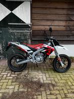 Aprilia sx 50 2016 orgineel, Fietsen en Brommers, Brommers | Derbi, Ophalen, 6 versnellingen, Maximaal 45 km/u, Zo goed als nieuw