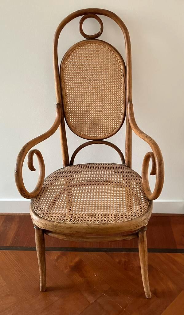 Thonet stoel, Antiek en Kunst, Antiek | Meubels | Stoelen en Banken, Ophalen of Verzenden