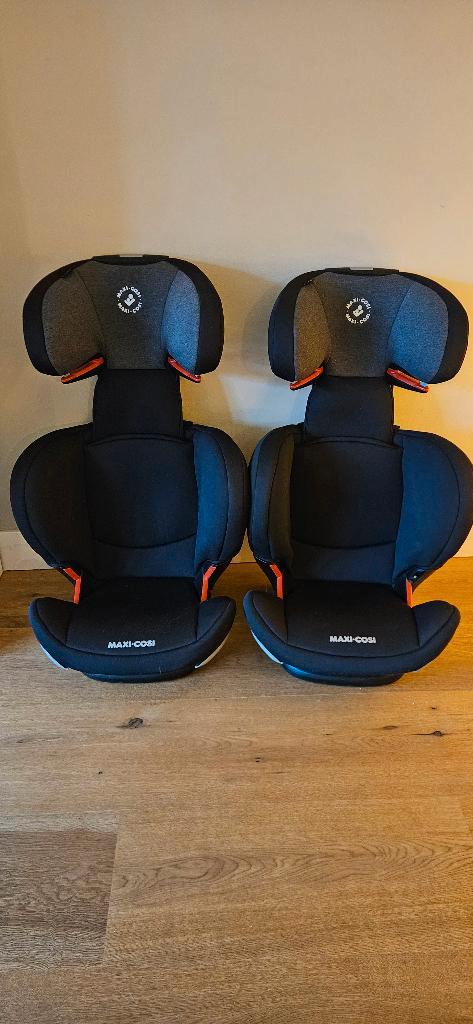 2 of 4 stuks - Maxi-Cosi Rodifix AirProtect Autostoeltje, Kinderen en Baby's, Autostoeltjes, Zo goed als nieuw, Maxi-Cosi, 15 t/m 36 kg