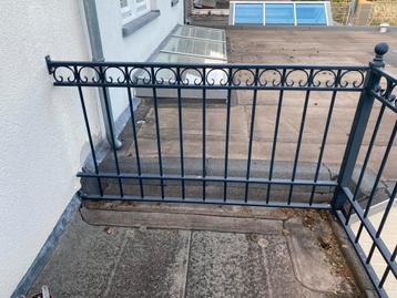 Tuinhek, omheining, hekje voor tuin of balkon. beschikbaar voor biedingen