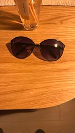 Tommy-Hilfiger, Ophalen, Gebruikt