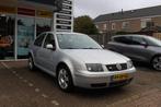 Volkswagen Bora 2.3 V5 Highline, Gebruikt, Bora, 150 pk, Leder en Stof