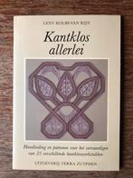 Boek Kantklos allerlei.  Compleet met patroonbladen, Hobby en Vrije tijd, Kantklossen, Ophalen of Verzenden, Zo goed als nieuw