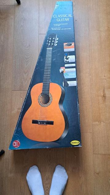 Klassieke Gitaar - Nieuw in Doos beschikbaar voor biedingen
