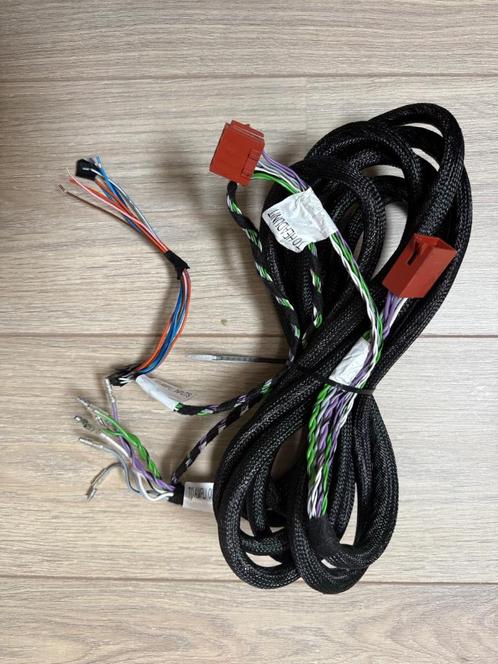 Audison AP 560P&P I/O kabel, Auto diversen, Autospeakers, Zo goed als nieuw, Ophalen of Verzenden