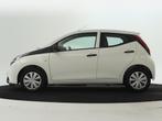 Toyota Aygo 1.0 VVT-i x-fun | Airco | Bluetooth | 5-deurs |, Auto's, Voorwielaandrijving, 12 maanden, Stof, Gebruikt