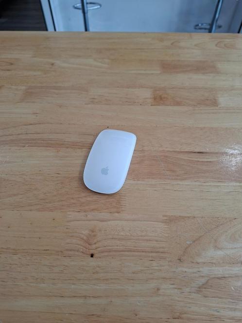 Apple Magic Mouse – Model A1296 – draadloos, Computers en Software, Muizen, Gebruikt, Draadloos, Ophalen of Verzenden