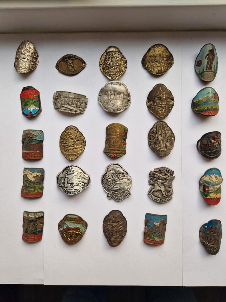 Collectie Wandelstok Emblemen, Verzamelen, Speldjes, Pins en Buttons, Gebruikt, Speldje of Pin, Stad of Land, Ophalen of Verzenden