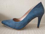 Blauwe slangenprint pumps van Giulia Maat 37, Kleding | Dames, Schoenen, Pumps, Blauw, Giulia, Ophalen of Verzenden