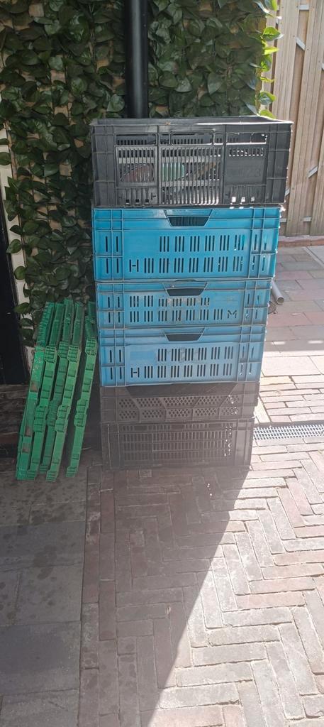 Stapelbare Kunststof Kratten, Doe-het-zelf en Verbouw, Kratten en Dozen, Gebruikt, Krat, Minder dan 50 cm, Minder dan 35 cm, Minder dan 40 cm