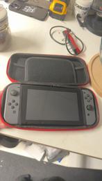 Nintendo Switch met 4 Games, Spelcomputers en Games, Games | Nintendo Switch, Avontuur en Actie, Online, Gebruikt, 1 speler