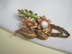 Broche poezen in het veld / maansteentje/ kraaltjes en ketti, Sieraden, Tassen en Uiterlijk, Broches, Verzenden, Zo goed als nieuw