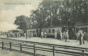 (701-186-029) Bergen NH Aankomst tram beschikbaar voor biedingen