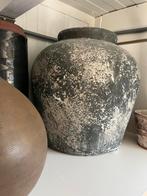 Grote stoere pot / kruik / vaas, Huis en Inrichting, Woonaccessoires | Vazen, Ophalen, Steen, Overige kleuren, Zo goed als nieuw