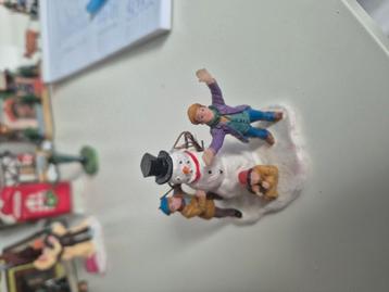 Diverse lemax figuren beschikbaar voor biedingen