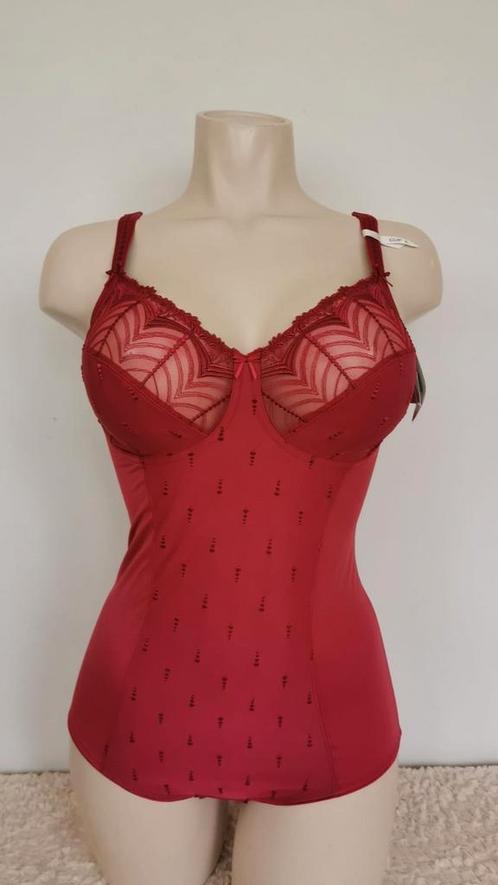 Nieuw felina body 90d 85e 90e of 80f, Kleding | Dames, Ondergoed en Lingerie, Body of Korset, Rood, Ophalen of Verzenden