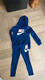 Nike pak 110/116, Kinderen en Baby's, Kinderkleding | Maat 110, Ophalen of Verzenden, Zo goed als nieuw