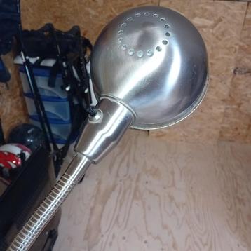 staande lamp beschikbaar voor biedingen