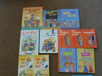 Voorlichtings  Boeken       22     stuks.    Nieuwstaat. beschikbaar voor biedingen