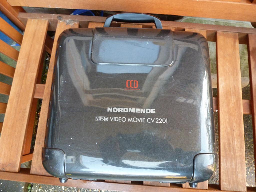 Nordmende koffer 35 x 15 x 35 cm, Gebruikt, Hard kunststof, Minder dan 50 cm, Ophalen of Verzenden