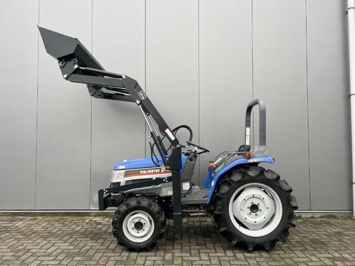 Iseki Sial Hunter 24 4wd 28pk met nieuwe voorlader, Zakelijke goederen, Agrarisch | Tractoren, tot 2500, Overige merken, tot 80 Pk