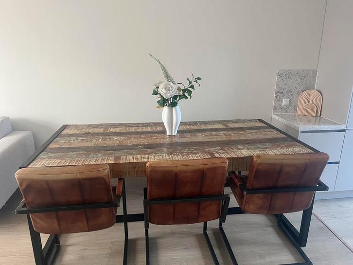 Industriele eettafel met bijpassende leren stoelen, Huis en Inrichting, Tafels | Eettafels, Gebruikt, 50 tot 100 cm, 200 cm of meer