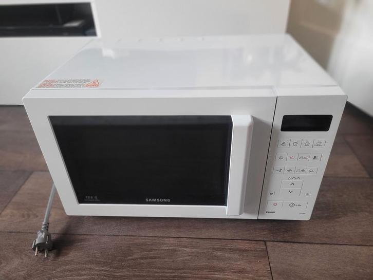 Samsung oven ce100v, Witgoed en Apparatuur, Magnetrons, Gebruikt, Grill, Oven, Ophalen