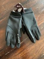 Kipsta binnenhandschoenen 12 jaar, Ophalen of Verzenden, Zo goed als nieuw