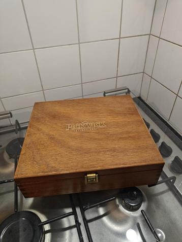 Pickwick vintage theedoos beschikbaar voor biedingen