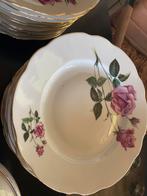 Bohemia roos vintage servies, Ophalen