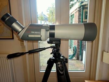 Kowa TSN 821 M complete telescoopset met statief beschikbaar voor biedingen