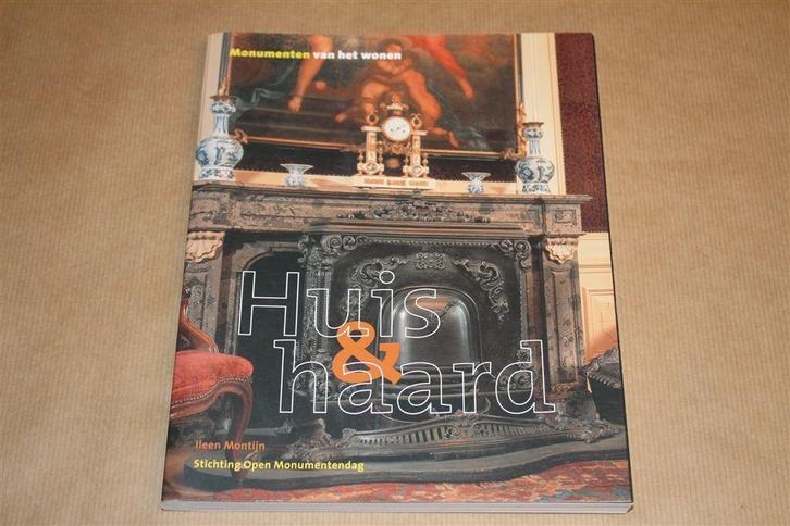Huis & haard. Monumenten van het wonen., Boeken, Wonen en Tuinieren, Zo goed als nieuw, Interieur en Design, Ophalen of Verzenden